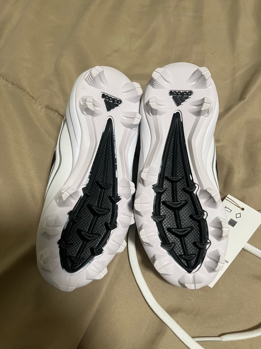 Adidas PureHustle 3 MD Kids Cleats White Black Size 11K Softball Baseball NWT - Picture 2 of 6